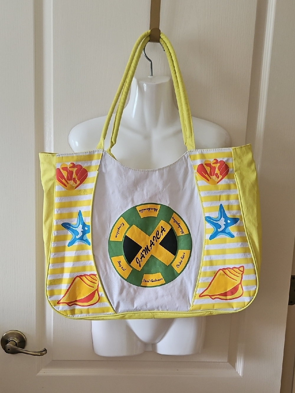 Beach Bag JAMAICA YELLOW White  multi Design In GOOD shape Zippers Both Work